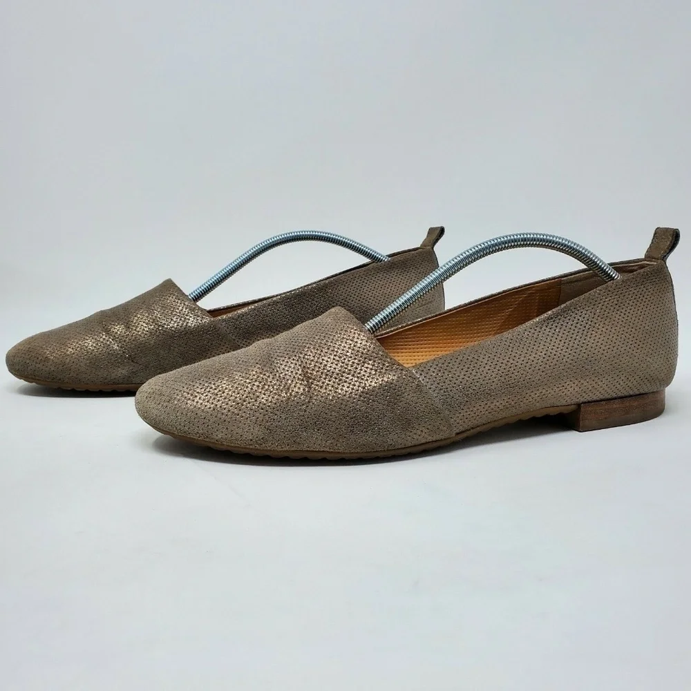 Paul Green Perry Flat Gold Perforated Leather